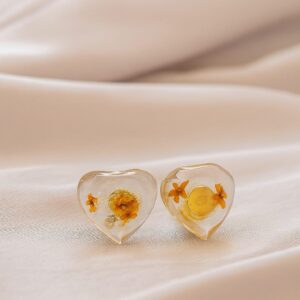 Resin floral studs